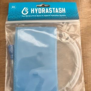 Hydrastash bladder 25 oz with bite valve and tube